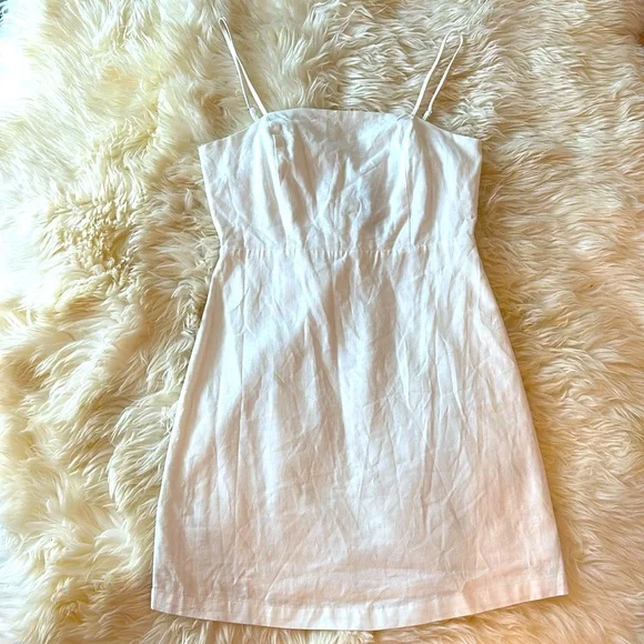 Gianni Bini white linen dress NWT size Medium Gianni Bini white linen dress NWT size Medium